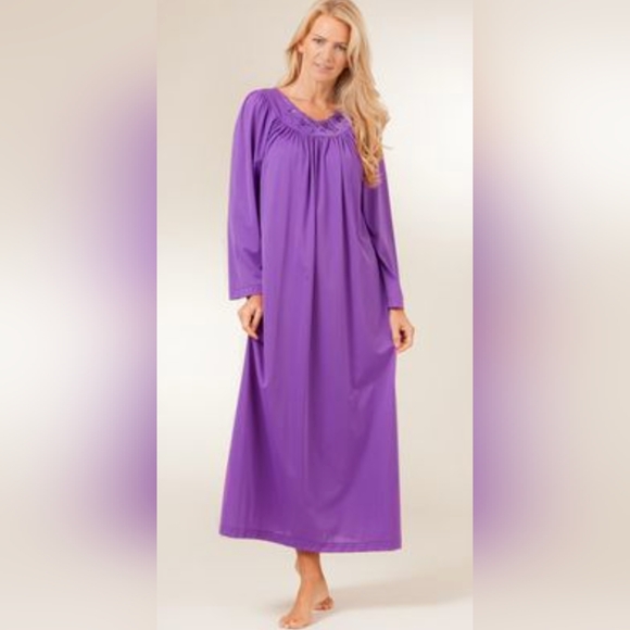SHADOWLINE* floral embroidered long bell sleeve long nightgown purple sz 2x - Picture 1 of 10